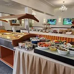 Arthotel Hotel 3*