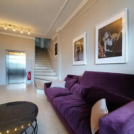 Arthotel فندق 3*